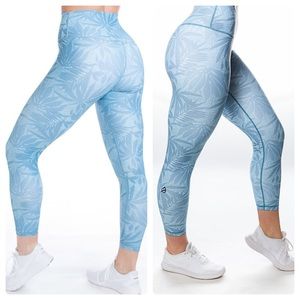 NWT P’tula High Waist Leaves Swift 7/8 leggings